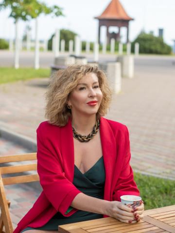 Алина